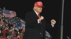 Pro Trumpa Biden není soupeř. "Opustím USA, pokud vyhraje," řekl