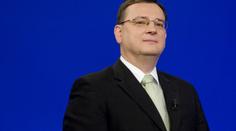 Nečas tepal do odborů: Stávka nemá cíl, škrty budou!