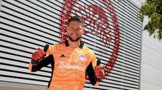 Tottenham v předkole ostudně prohrál, Vaclík debutoval vítězně