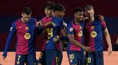Velký tlak a spoustu šancí přetavila Barca v těsnou výhru. Ligu vede o 7 bodů