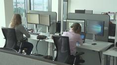 Čtyřdenní pracovní týden chce většina Čechů. Někde už ho zavedli