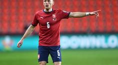 Coufal stojí za Kúdelou. Rasista podporuje rasistu, komentují fanoušci