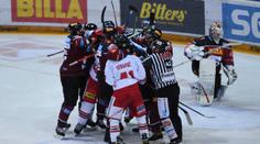 Sparta znovu vyzrála na Olomouc, hráči se o přestávce porvali