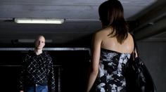 Stalker pronásledoval vyděšenou dívku, adresu mu dalo státní zastupitelství!