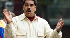 Ve Venezuele se umírá na ulicích. A její prezident? Šel hrát baseball