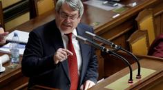 Filip viní "Chvilkaře" ze státního převratu. Spojil je i s kyberútokem