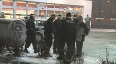 Ozbrojený lupič přepadl obsluhu pumpy, strážník ho zastřelil