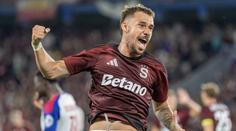 Sparťan Ryneš hlásí krásnou zprávu. S fotbalovou partnerkou se zasnoubili