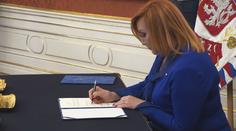 Dodržení schodku není pravděpodobné, tvrdí Schillerová. Pustila se do Stanjury