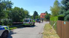 Masakr na maloměstě: Oběťmi vraždy v Rožnově jsou malé děti a policistka
