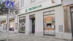 Lidem, kteří byli u Sberbank, svitla naděje. Brzy se dočkají svých peněz