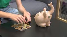 Mladí lidé neovládají finanční gramotnost. Na vině jsou školy i rodiče