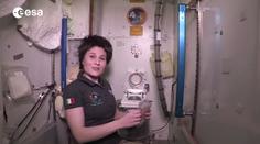 Astronauti ve vesmíru měli problém! Oba záchody jim vypověděly službu