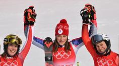 Vlhová má zlato. Dubovská třináctá, Shiffrinová slalom nedojela