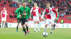 Slavii po odchodu kouče Straky vedl Poustka a sešívaní s Jabloncem remizovali