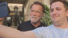Arnold Schwarzenegger je opět v Praze. Natáčí pokračování úspěšného seriálu