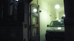 Zemřel na policejní služebně v Praze po útoku na strážníka