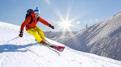 Chcete při lyžování ušetřit? Mluvčí skiareálu v Krkonoších prozradila, jak to udělat