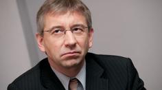 Vláda schválila růst platů politikům a soudcům! Přečtěte si vzkazy