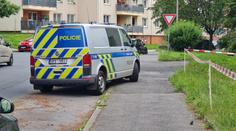 Požár v Klatovech: Našli mrtvého muže, žena, kterou hledala policie, také zemřela