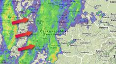 POZOR: Českem se žene vlna bouřek, hrozí kroupy a lokální záplavy