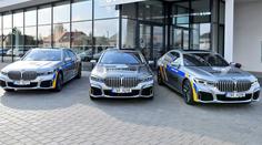 Nové luxusní stíhačky pro policii. Piráty bude nahánět v hybridech