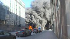 Ve Stockholmu vybuchl autobus v tunelu! Pohltily ho plameny