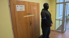 Politici se obviňují za situaci v Motole. Někteří viní Válka, jiní Vojtěcha