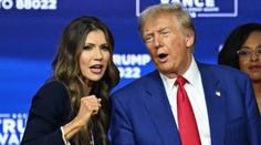 Nová ministryně vnitřní bezpečnosti USA zastřelila psa. Na některá území nesmí