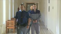 Muž brutálně napadl sousedku, pořezal ji v rozkroku. Dostal 20 let