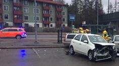 Horor ve Helsinkách: Auto vjelo do lidí na chodníku, sedm zraněných