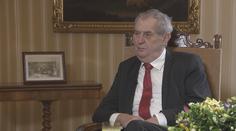 Nová pravidla pro úvěry či zrušené zájezdy. Zeman podepsal 9 zákonů