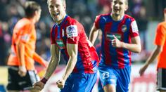 Plzeň smázla Olomouc a jde do čela, Sparta díky Kweukemu porazila Brno