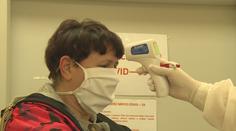 Epidemie v Česku stále zpomaluje. Experti se ale obávají konce nouzového stavu