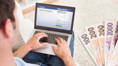 Internetová revoluce: Za status na Facebooku dostanete peníze!