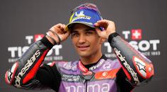 To jste ještě neviděli. Jezdci na MotoGP zavařil bizarní technický problém
