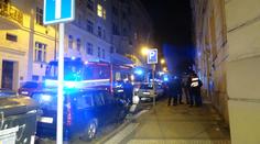 Paní zapomněla vypnout žehličku, hasiči museli evakuovat činžák