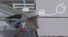Dojezd roste, ceny padají. Elektromobily v Česku za deset let zlevnily o polovinu