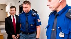 Na bankovkách u Kotta našli otisky Martina Jireše. Uplácel Ratha on?