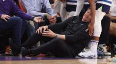 Hrozivá srážka a zranění. Trenéra v NBA sestřelil jeho svěřenec