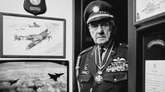 Zemřel Emil Boček, poslední z českých pilotů RAF z druhé světové války