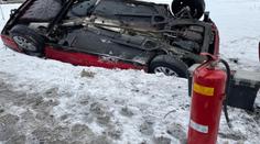 Polámané stromy i desítky nehod! Počasí výrazně komplikuje dopravu