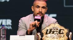 Hlavní zápas UFC 234 neproběhl! Šampion musel na náhlou operaci