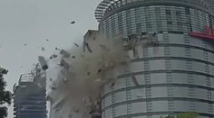 VIDEO: Obrovská rána a chaos. Takhle vypadal výbuch v obchodním domě v Tchaj-wanu