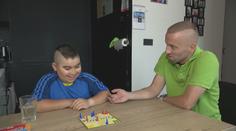 Vašík z Mostu je vážně nemocný. Zoufalý otec musí partnerku hnát k soudu