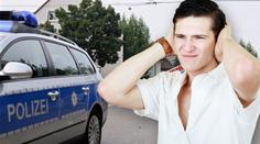 Muže rušil sex v okolí! Zavolal policisty, ti se nestačili divit!