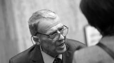 Zemřel novinář a ochránce lidských práv Petr Uhl, v říjnu oslavil 80 let