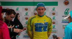 Sedřeniny do masa. Ruský cyklista zapózoval nahý, chlubil se šrámy z pádu