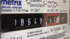 Tisíce Čechů řeší obří nedoplatky za energie. Dosahují i 50 tisíc korun