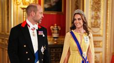 Princezna Kate se ukázala v nádherné róbě. Fanoušci jsou ale zklamaní
